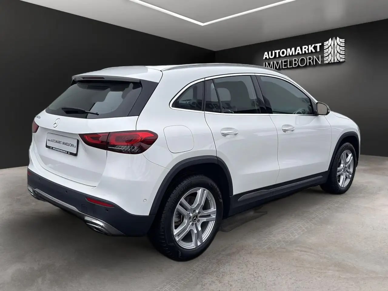 Mercedes-Benz GLA 250 e Mubeam*Distro*360*AHK*HUD*DAB*18* 5
