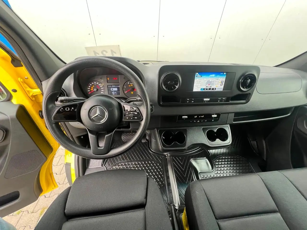 Mercedes-Benz Sprinter 317 CDI MAXI 9G-TRONIC KLIMA KAMERA AHK 12