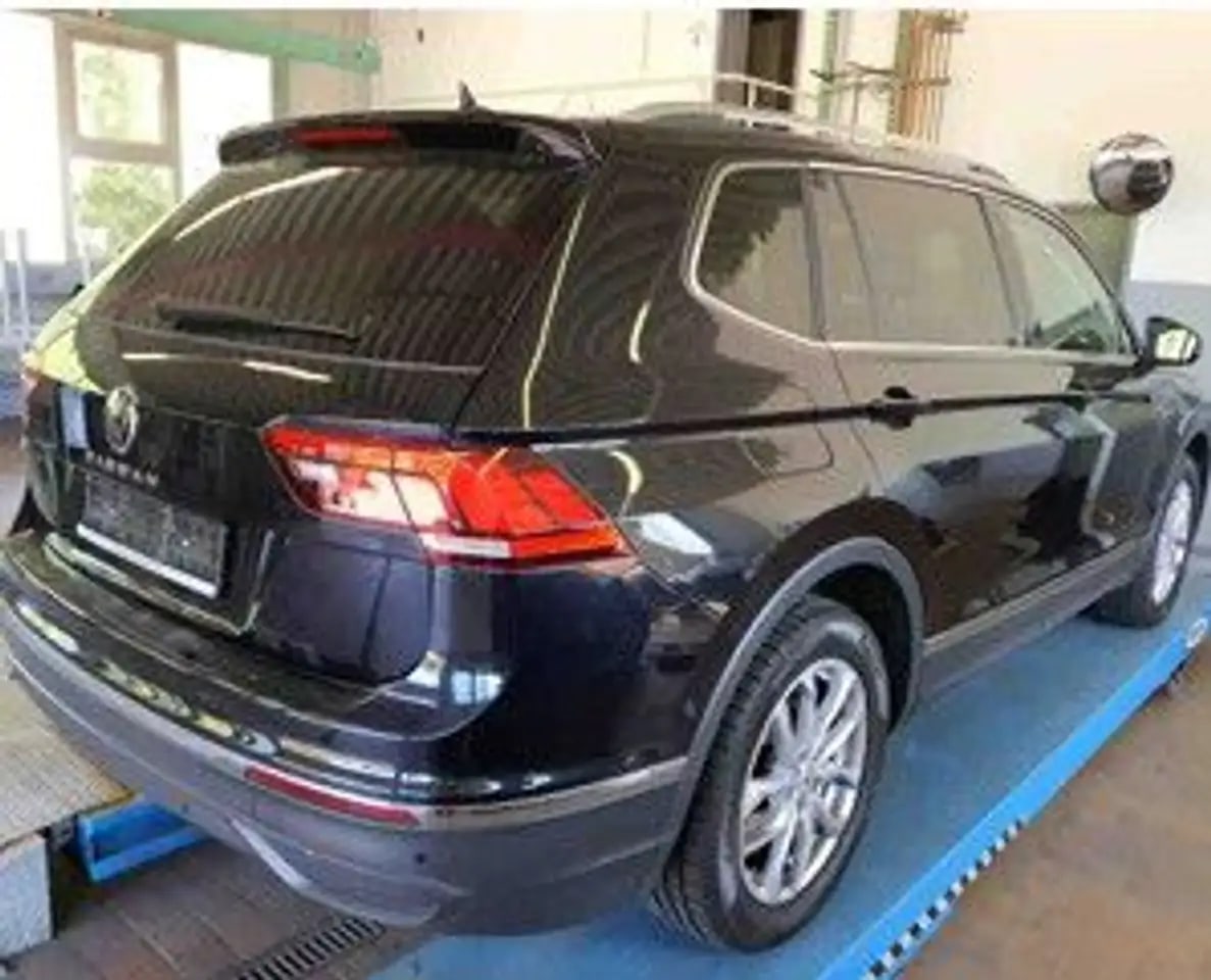 Volkswagen Tiguan Allspace Life Alcantara*7Sitz*Pano*HUD*AC 4