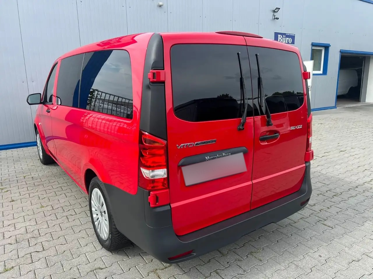 Mercedes-Benz Vito 116 TOURER LANG 9G NAVI KAMERA 8-SITZER AHK 8