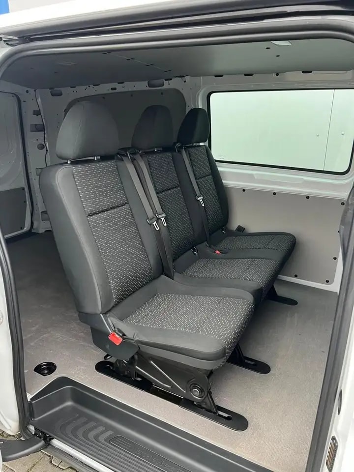 Mercedes-Benz Vito 114 MIXTO EXTRALANG 6-G KLIMA 6-SITZER AHK 13