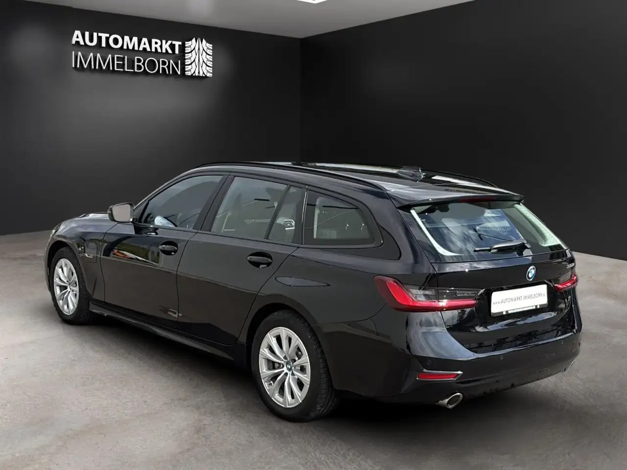 BMW 330 e Advantage AHK*LiveCP*LED*Navi+*DAB*Spur 5