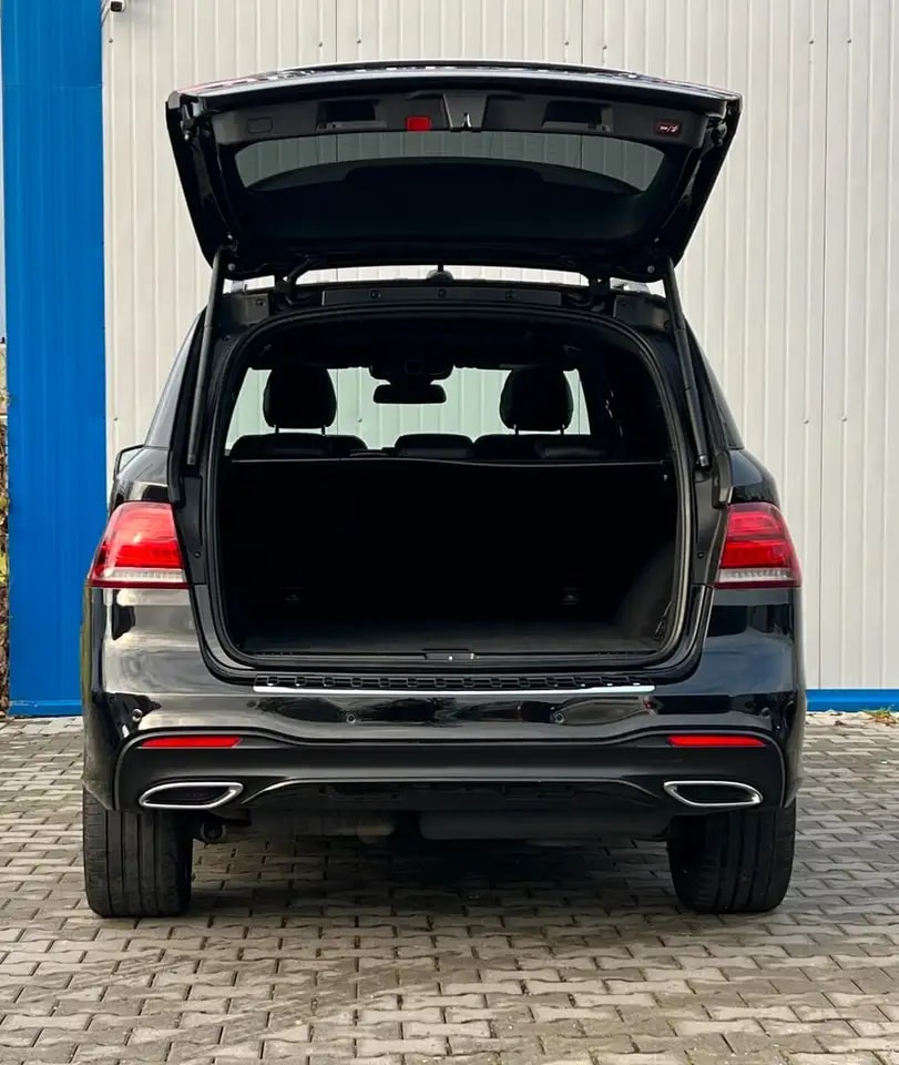 Mercedes-Benz GLE 350 4M AMG-LINE COMAND SCHIEBED. LED KEYLESS 9
