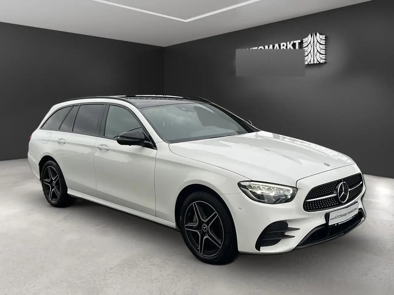 Mercedes-Benz E 300 de AMG Allrad 360*Pano*Burmest*SOH 92%*Dis