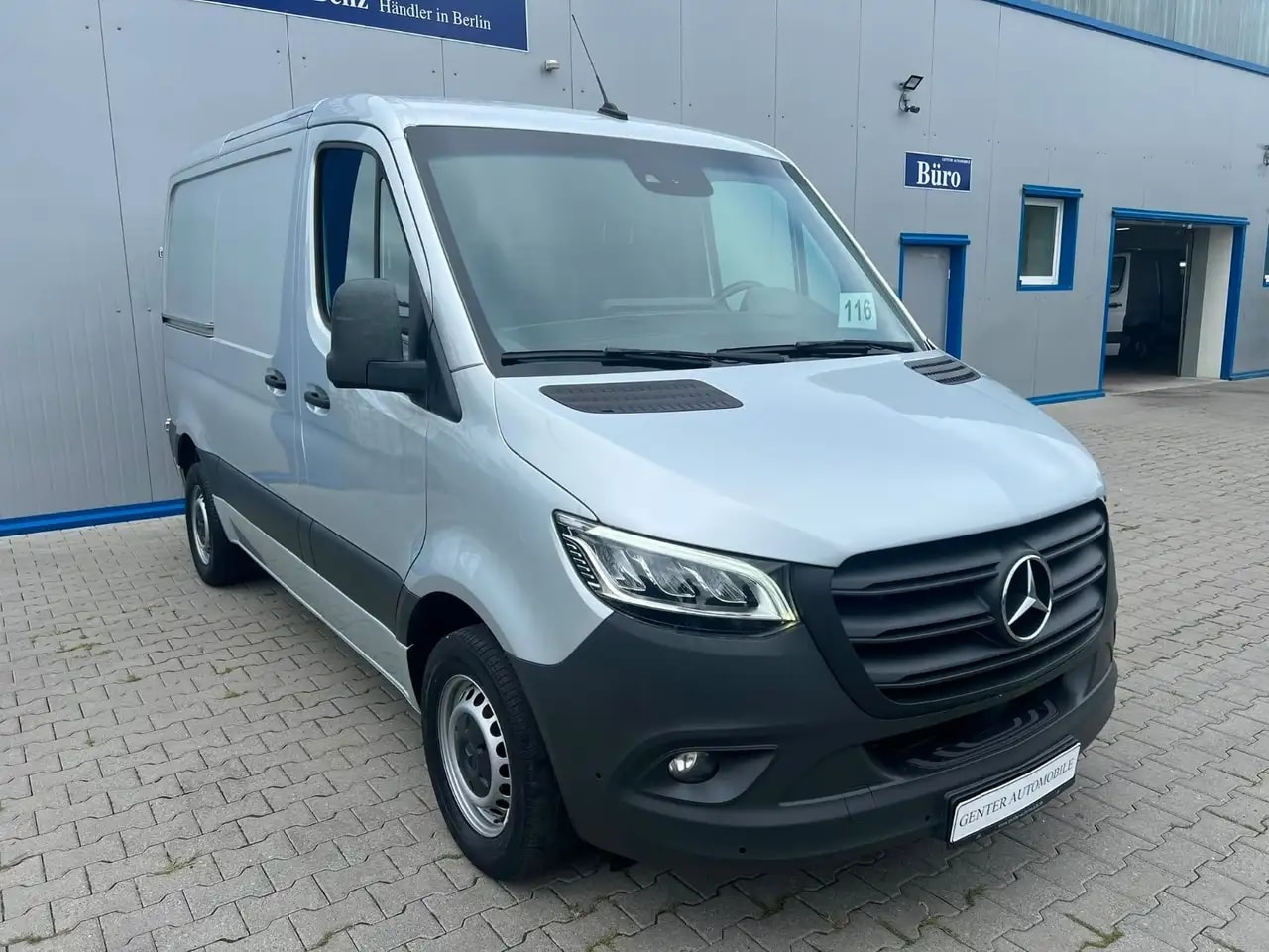 Mercedes-Benz Sprinter 314 AUTOMATIK NAVI TOTWINKEL KAMERA LED 3