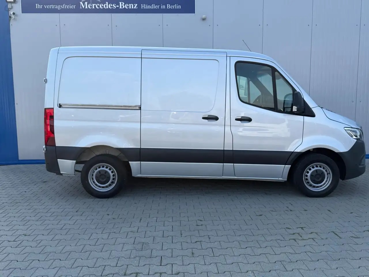 Mercedes-Benz Sprinter 314 AUTOMATIK NAVI TOTWINKEL KAMERA LED 5