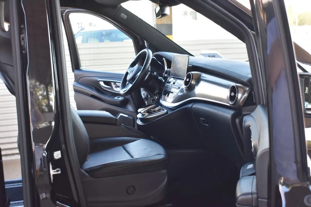 Mercedes-Benz V 250 d LANG EXCLUSIVE 9G COMAND 360°KAMERA PANO 13