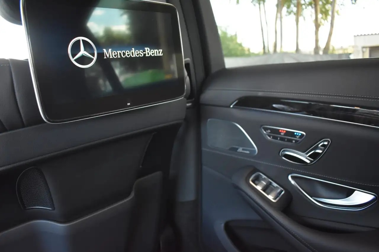 Mercedes-Benz S 500 LANG 48V AMG-LINE KEYLESS PANO FOND-ENTERT 18