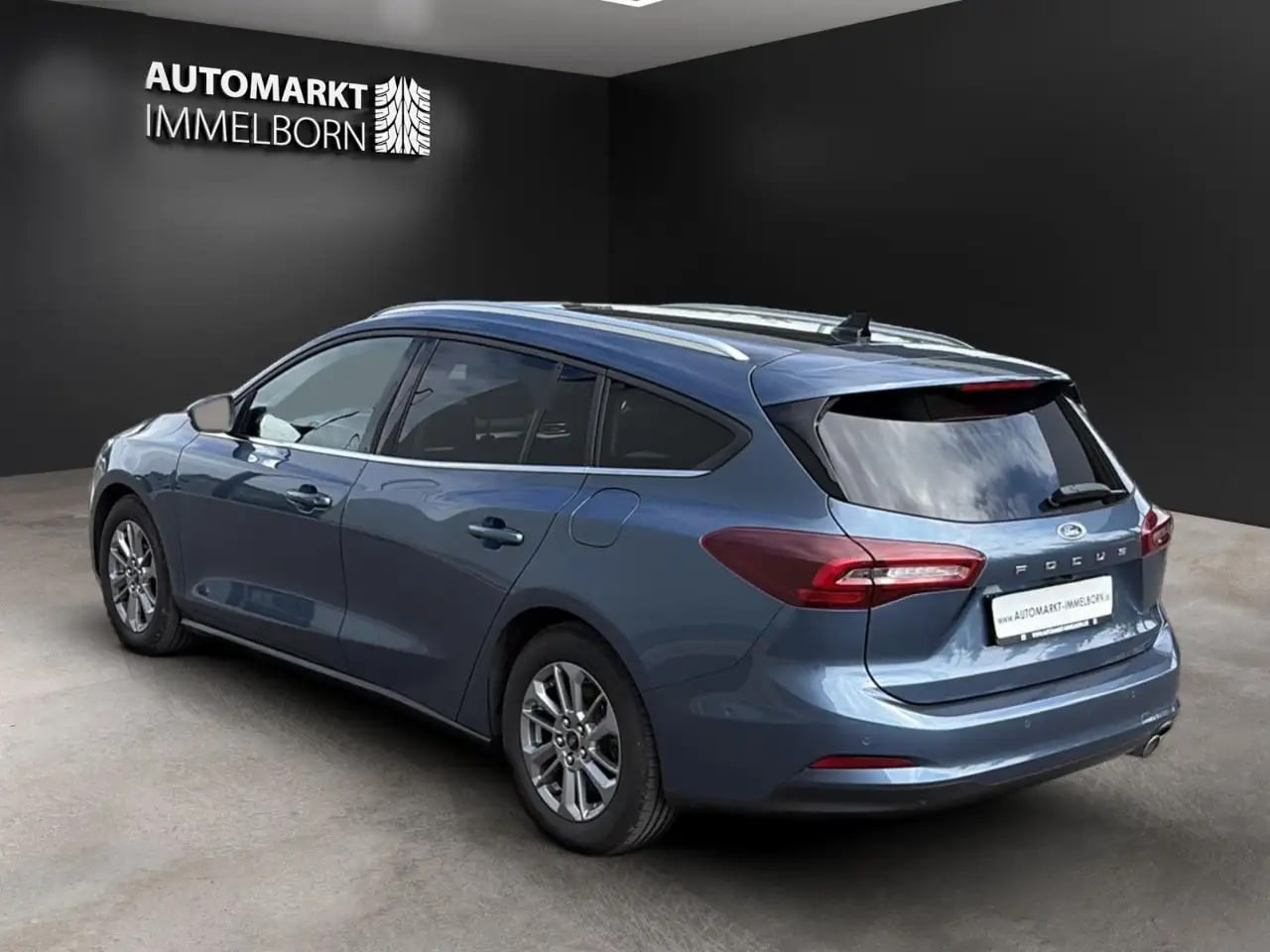 Ford Focus Titanium NaviGroß*Matrix*Panorama*Kamera*B 5