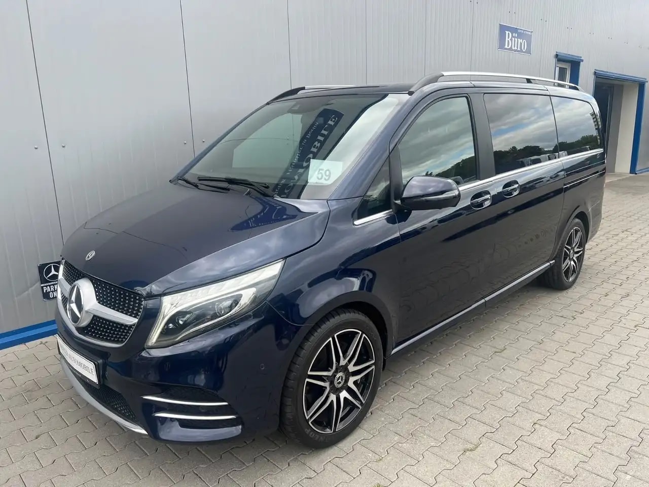 Mercedes-Benz V 300 LANG AMG WEBASTO LED AIRMATIC 3x EL. TÜREN