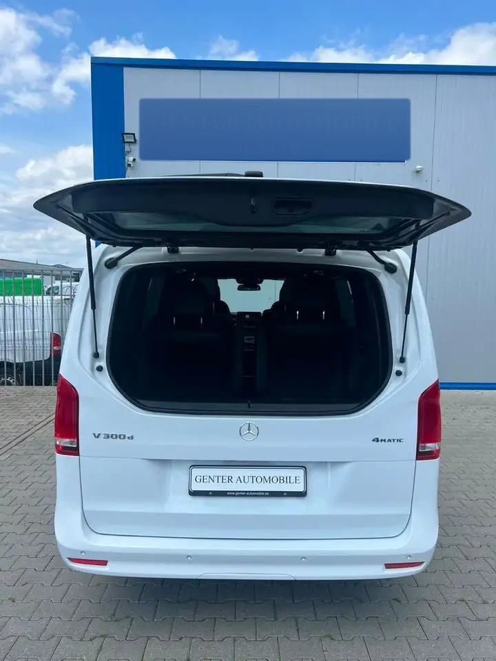 Mercedes-Benz V 300 V300 LANG 4M AMG-LINE PANO LED 360° WEBASTO AHK 11