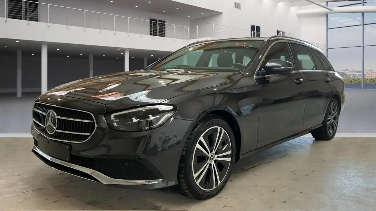 Mercedes-Benz E 400 d ALLRAD SDACH*STHZG*AHK*Kamera*LED*18 2