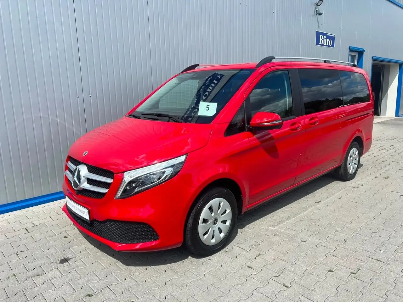 Mercedes-Benz V 220 LANG 9G-TR NAVI WEBASTO LED 360° 8-SITZER