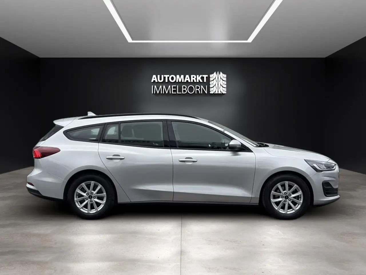 Ford Focus CConnect Kamera*LED*Navi*SHZ*LM*Tempo 7