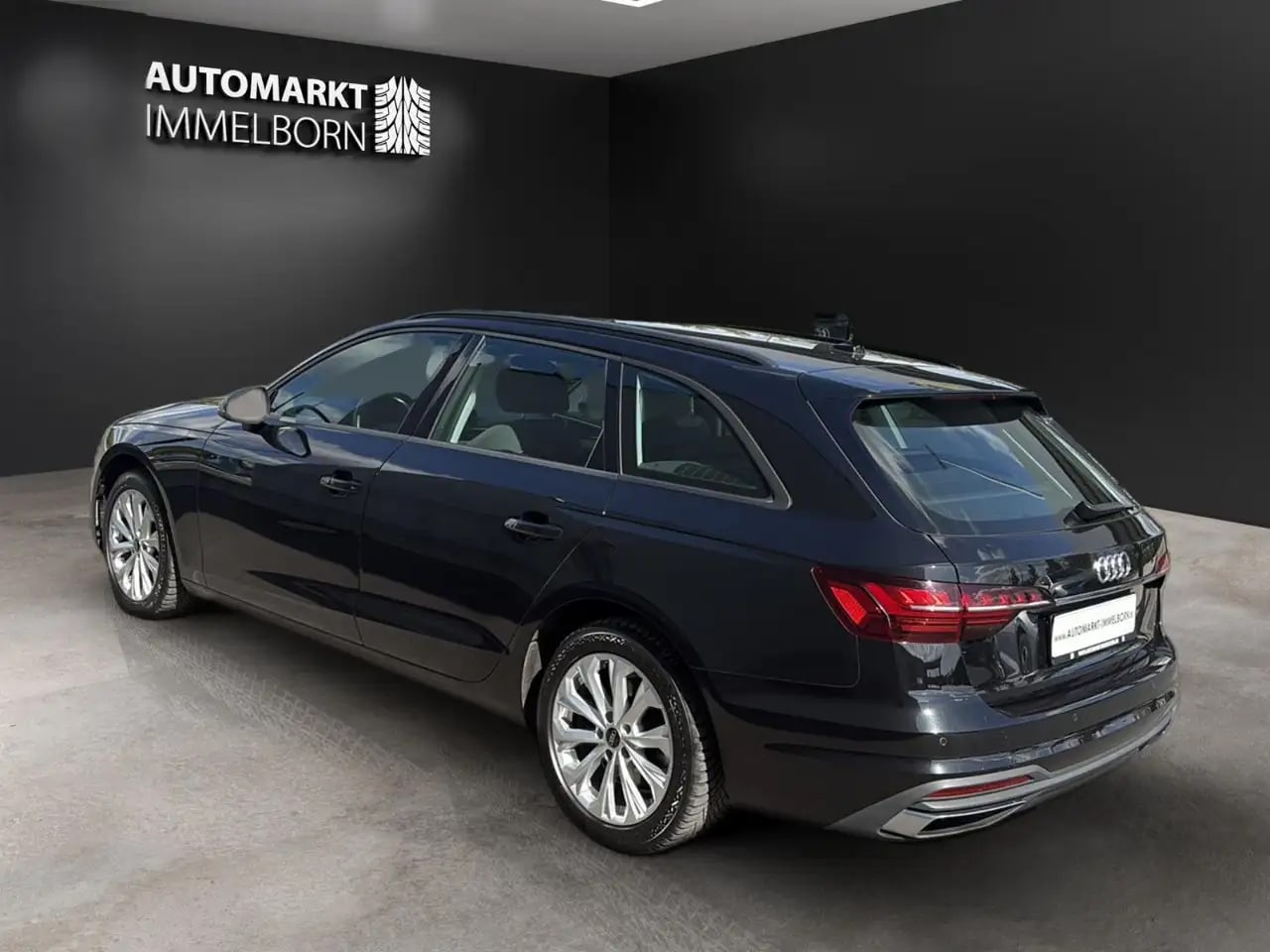 Audi A4 Virtual*AHK*LED*NaviTouch*DAB*Lheizung*Sound 6