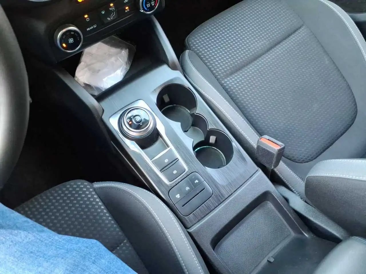 Ford Focus CoolConnect Kamera*LED*LM*NaviGroß*DAB*Tem 10