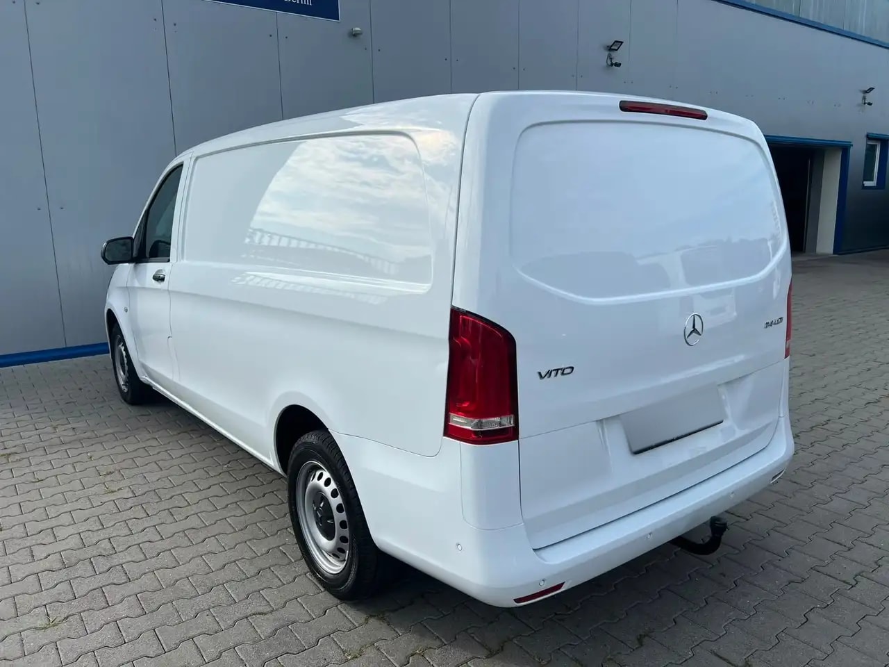 Mercedes-Benz Vito 114 LANG 9G-TR. KLIMA NAVI KAMERA LED AHK 8