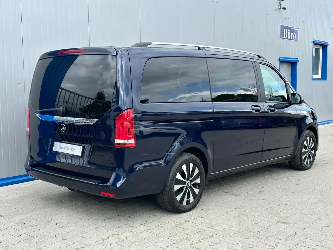 Mercedes-Benz V 250 LANG 4MATIC 9G NAVI WEBASTO LIEGEPAKET AHK 7