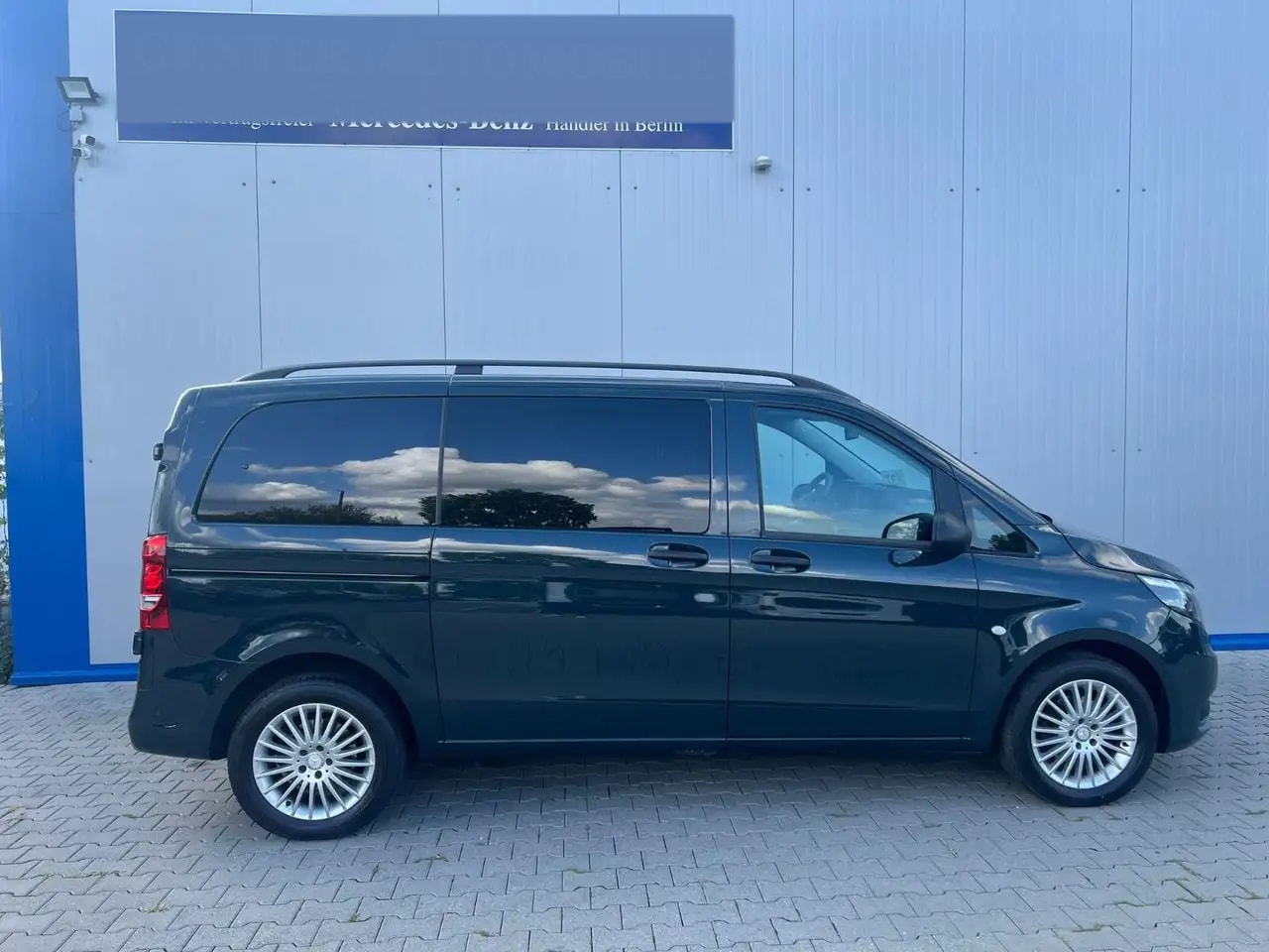 Mercedes-Benz Vito 116 TOURER KOMPAKT NAVI KAMERA 8-SITZER AHK 6