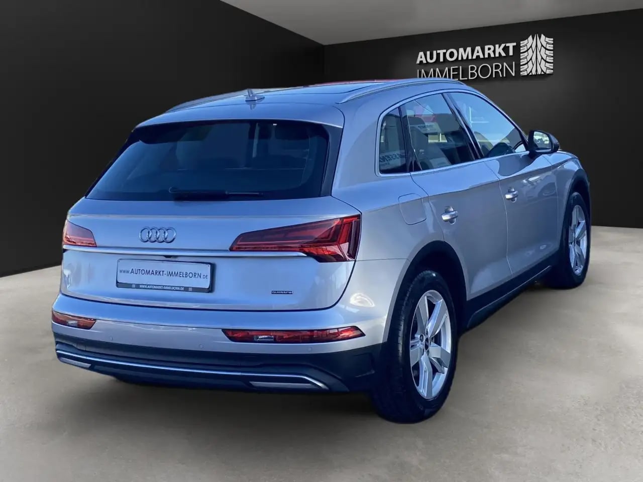 Audi Q5 50 e qu Pano*AHK*Headup*Kamera*19*Virtual*DAB 7