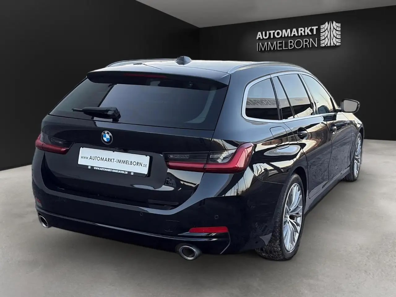 BMW 320 d xD Pano*STHZG*AHK*Kamera*ACC*Leder*LED 7