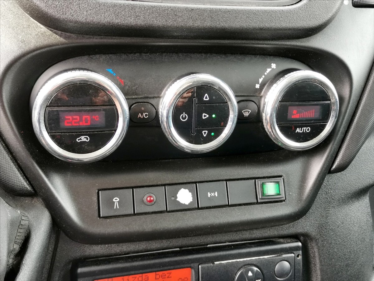 Iveco Daily 65C17 mrazí/topí/380V/2komory 10