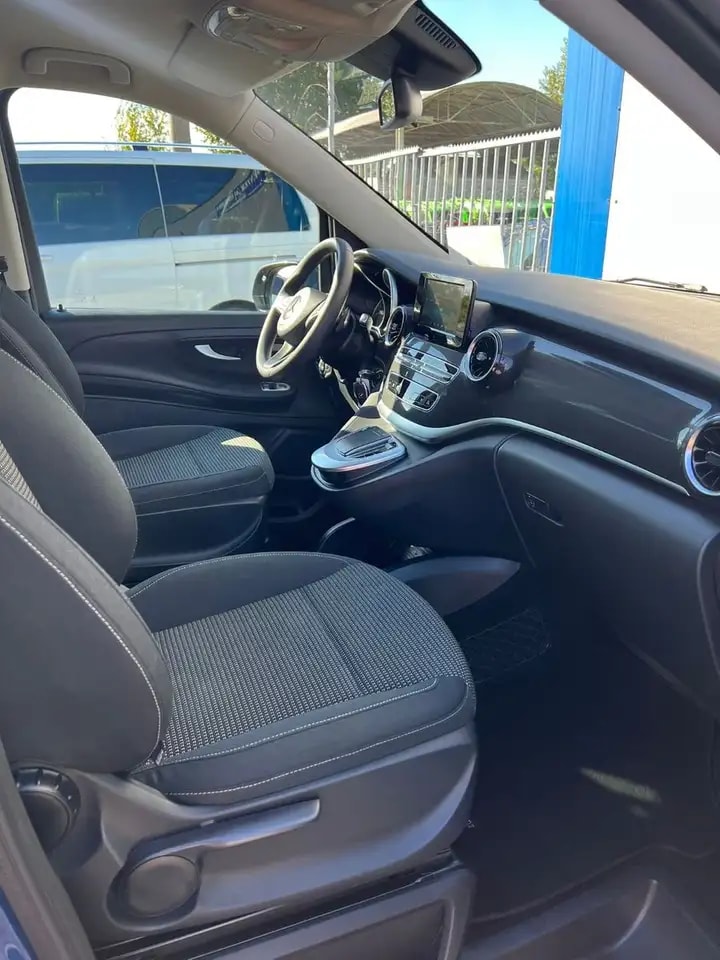 Mercedes-Benz V 220 LANG 9G RISE AERODYNAMIK NAVI MBUX 7-SITZE 13