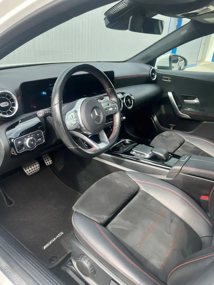 Mercedes-Benz A 180 2xAMG-LINE PANORAMA LED NAVI PARKASSISTENT 10