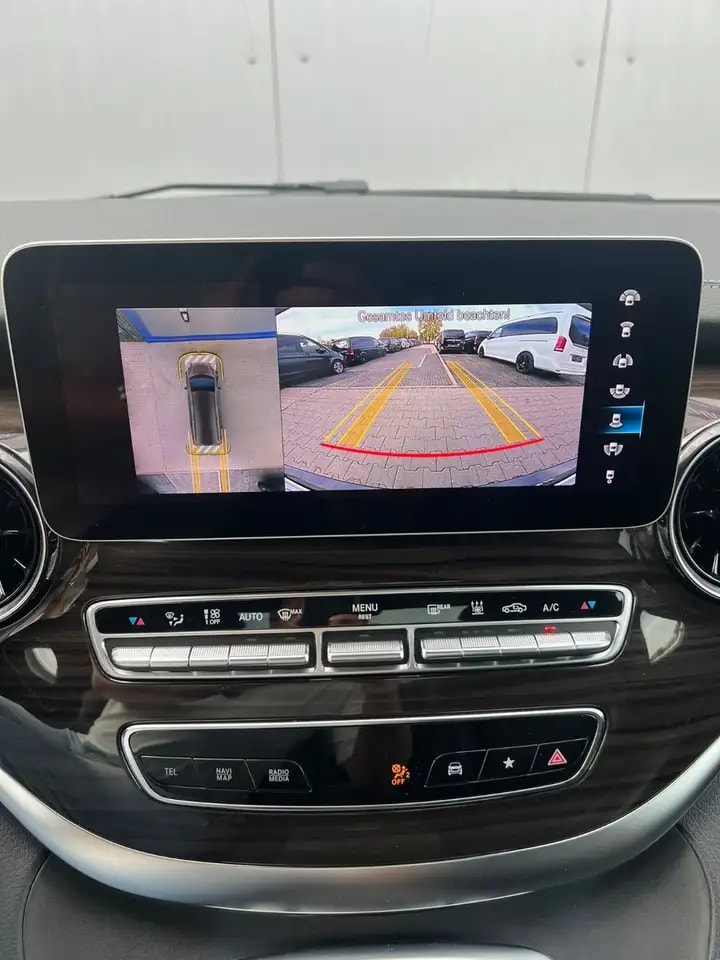 Mercedes-Benz V 300 LANG 4M AIRMATIC PANO WEBASTO EL.TÜREN AHK 20