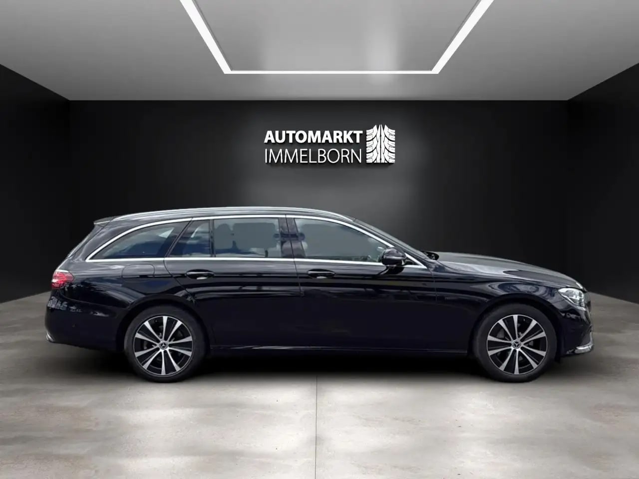 Mercedes-Benz E 300 e aHK*Kamera*LED*DAB*VollLeder*MBUX*Navi 7