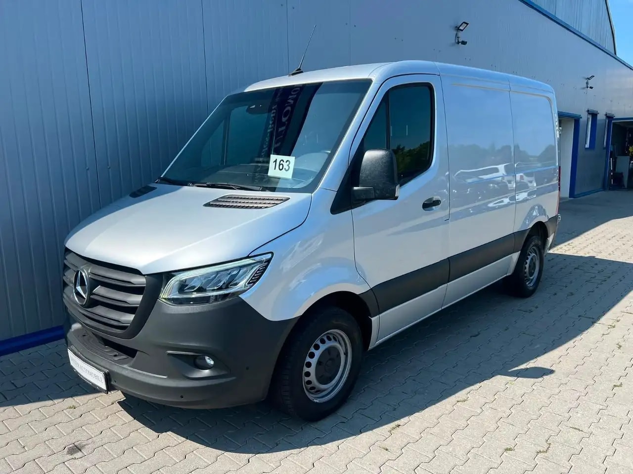 Mercedes-Benz Sprinter 314 AUTOMATIK NAVI TOTWINKEL KAMERA LED
