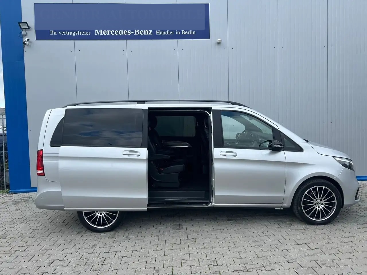 Mercedes-Benz V 300 LANG 4M NAVI MBUX 360° 7-SITZER 3xEL.TÜREN 7