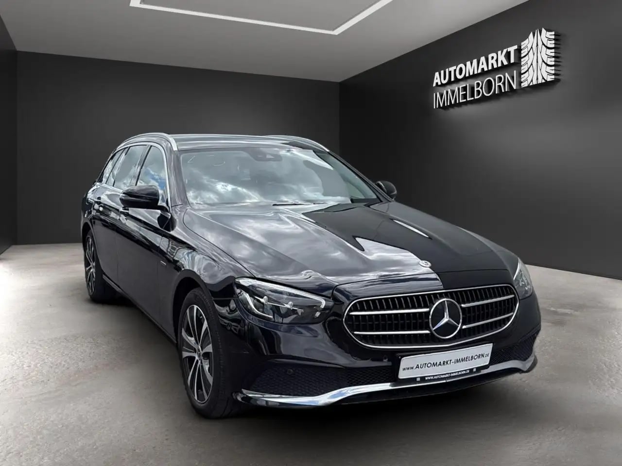 Mercedes-Benz E 300 e aHK*Kamera*LED*DAB*VollLeder*MBUX*Navi 2