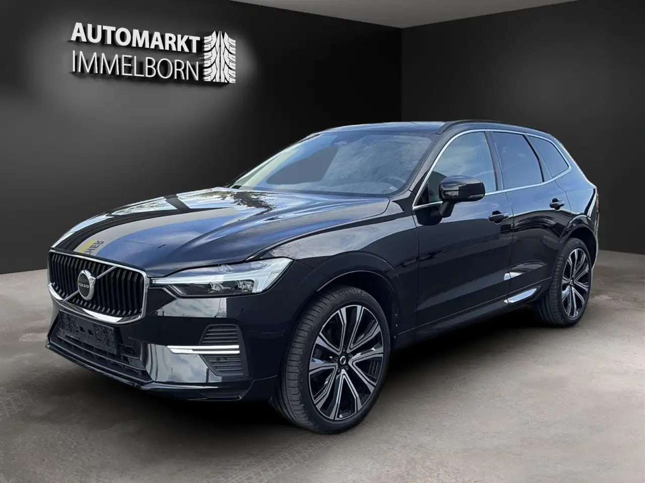 Volvo XC60 Momentum ALLRAD 21*Sdach*STHZG*AHK*LED* 4