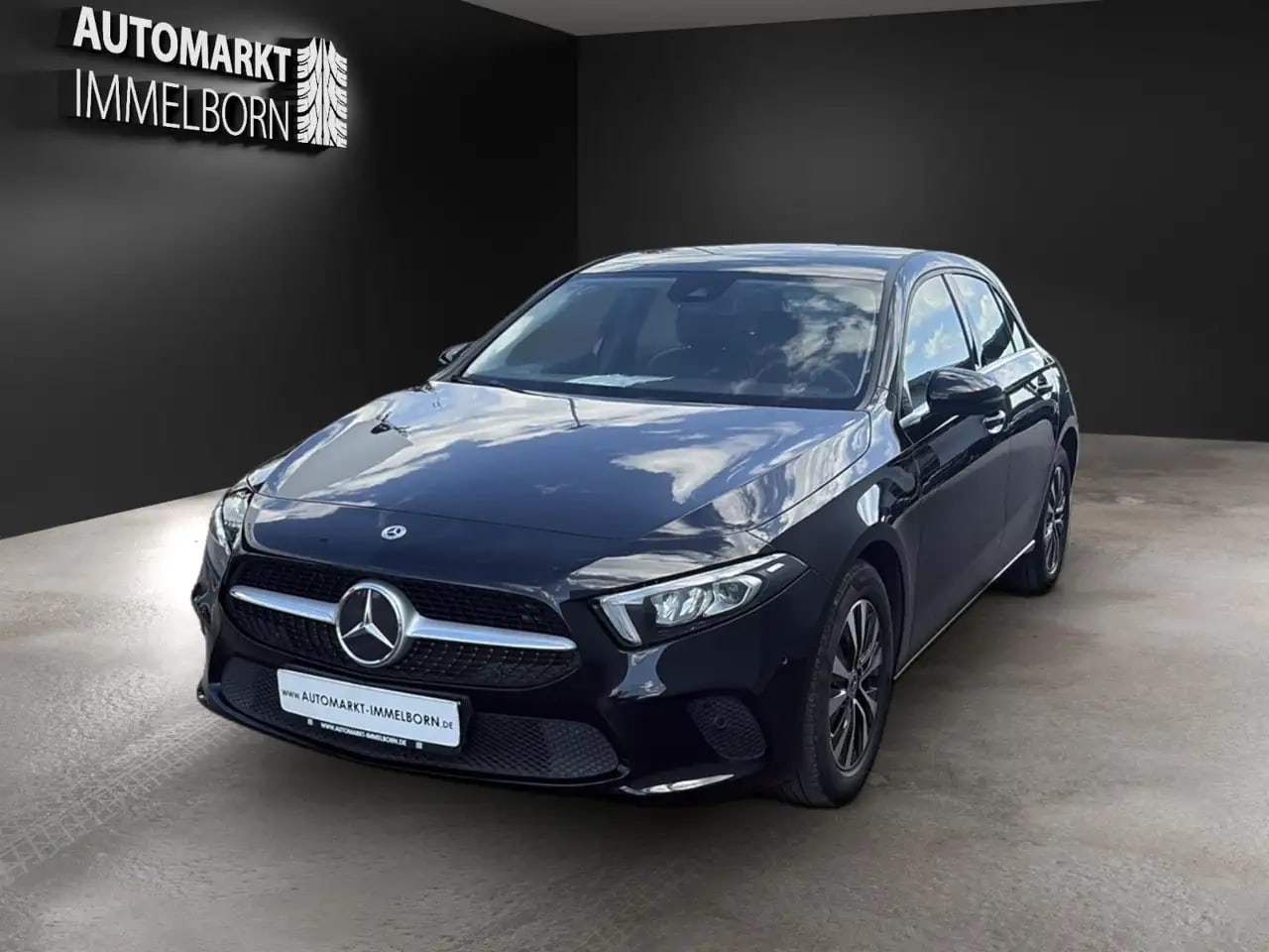 Mercedes-Benz A 180 d Kamera*LED*Navi*DAB*MBUX*TeilLeder*1Hand 3