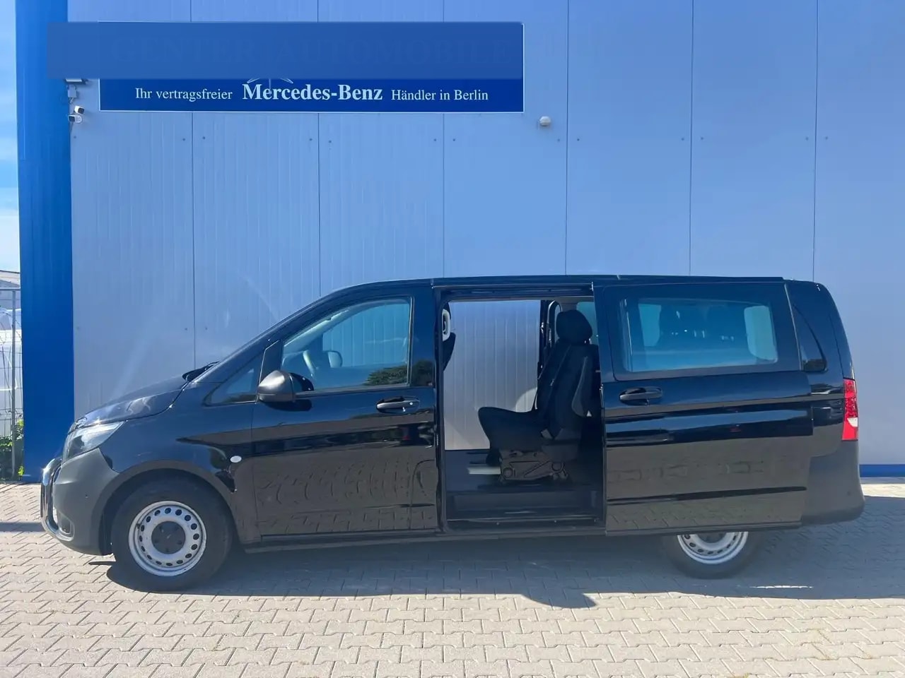 Mercedes-Benz Vito 116 TOURER LANG 9G NAVI KAMERA 7-SITZER AHK 7