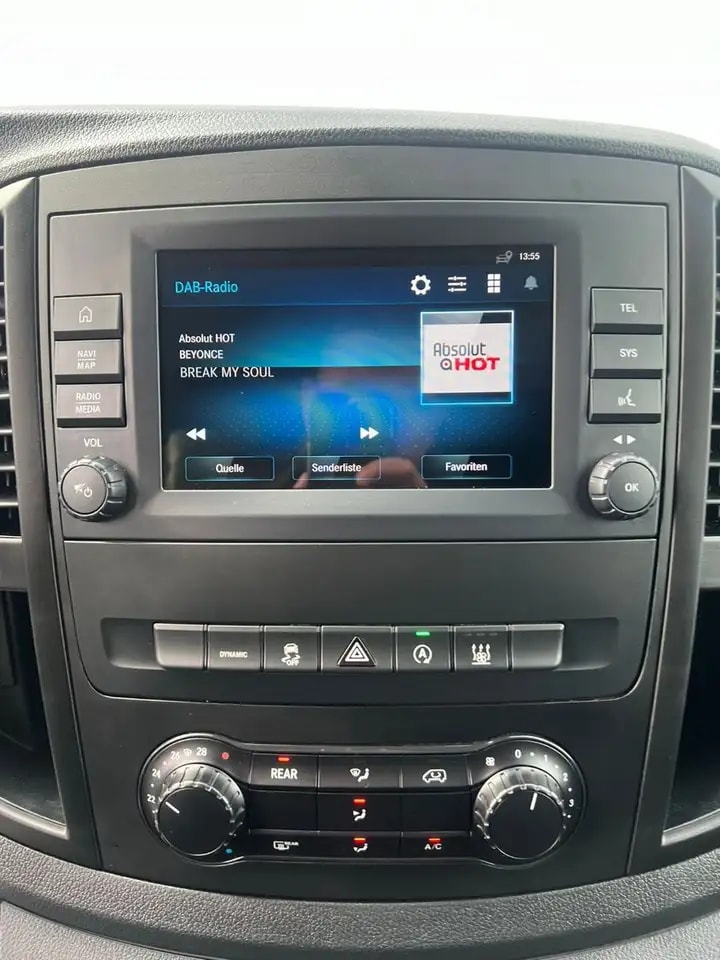 Mercedes-Benz Vito 116 TOURER LANG 9G NAVI KAMERA 8-SITZER AHK 18