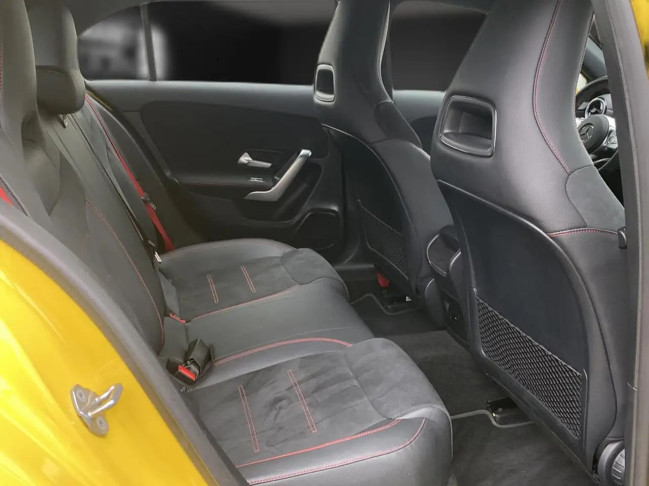 Mercedes-Benz A 45 AMG 4Ma Alcantara*LED*DAB*18*DigTacho 12