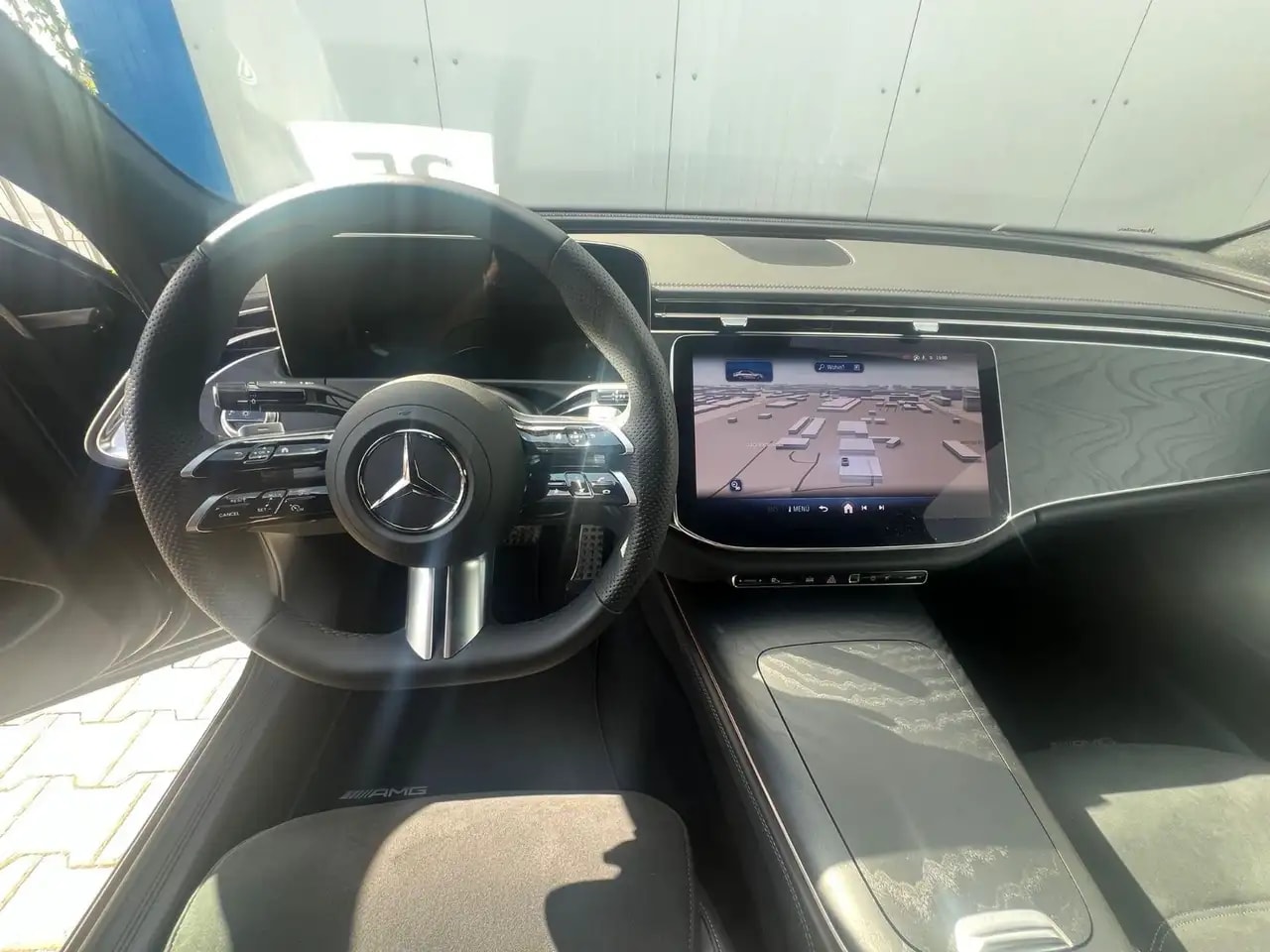 Mercedes-Benz E 200 AMG-LINE NIGHT-PAK 9G-TR KAMERA KEYLESS-GO 15