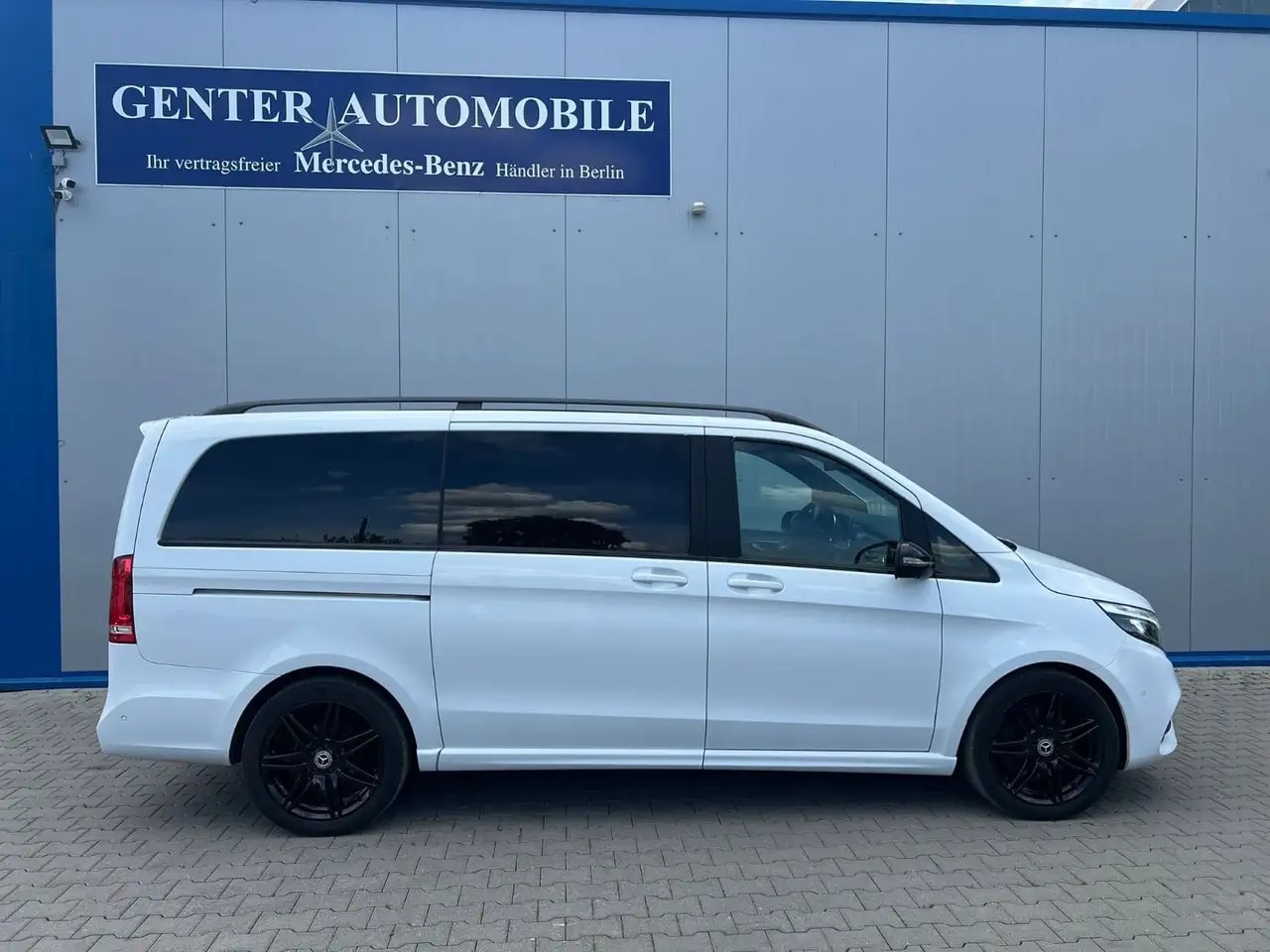 Mercedes-Benz V 300 V300 LANG AMG WEBASTO DISTRONIC LED AHK EL.TÜREN 6