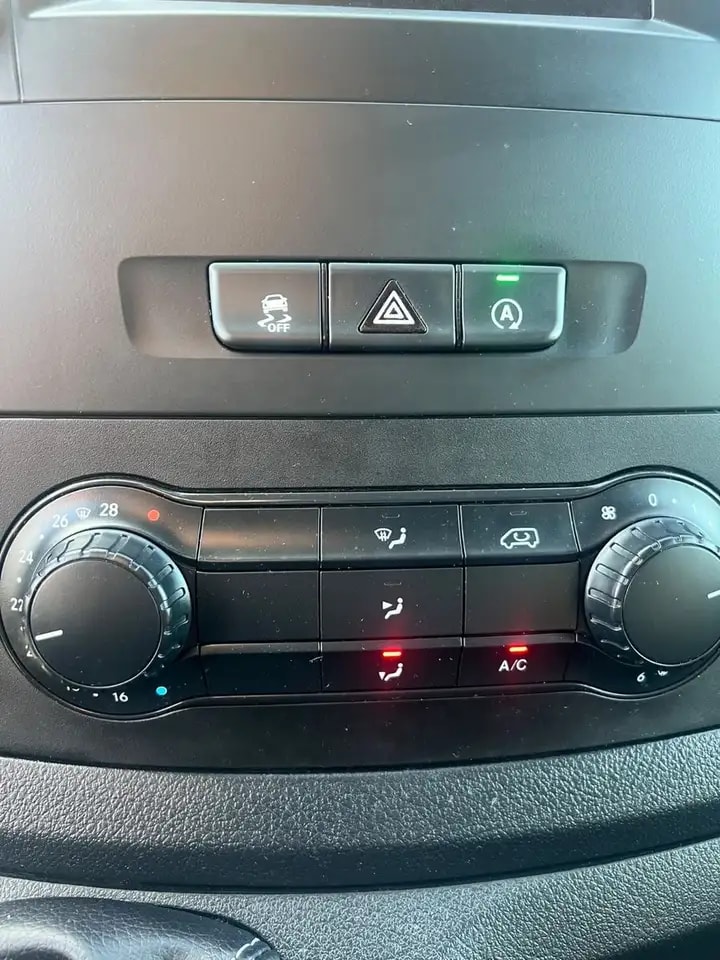 Mercedes-Benz Vito 114 LANG KLIMA TEMPOMAT AHK WERKZEUGSCHRÄNK 19