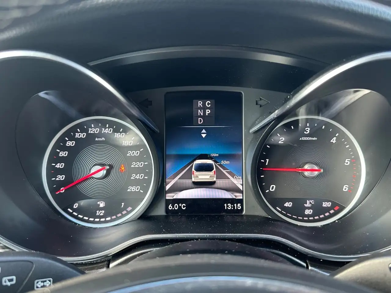 Mercedes-Benz V 300 LANG AIRMATIC PANO LIEGEPAKET EL.TÜREN AHK 18