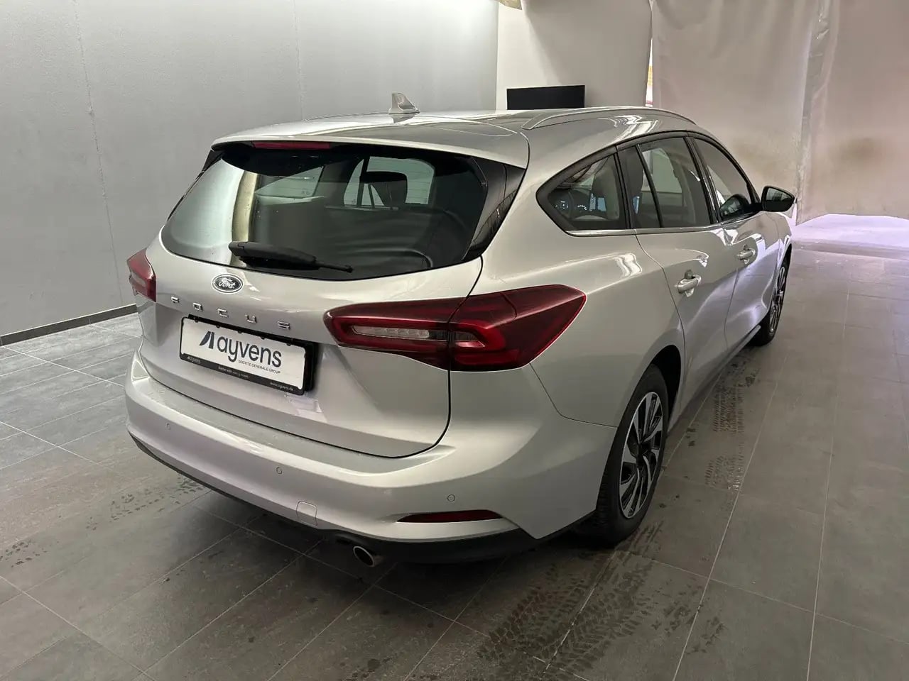 Ford Focus Titanium LED*NaviGroß*PDC*LM*DAB*SHZ* 3