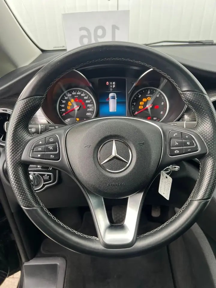 Mercedes-Benz V 300 V300d LANG LEDER LED 360° PANORAMA ZUSATZHEIZUNG 19