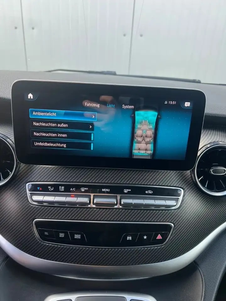Mercedes-Benz V 220 d 9G KOMPAKT AMG-LINE NIGHPAKET LED AHK 18