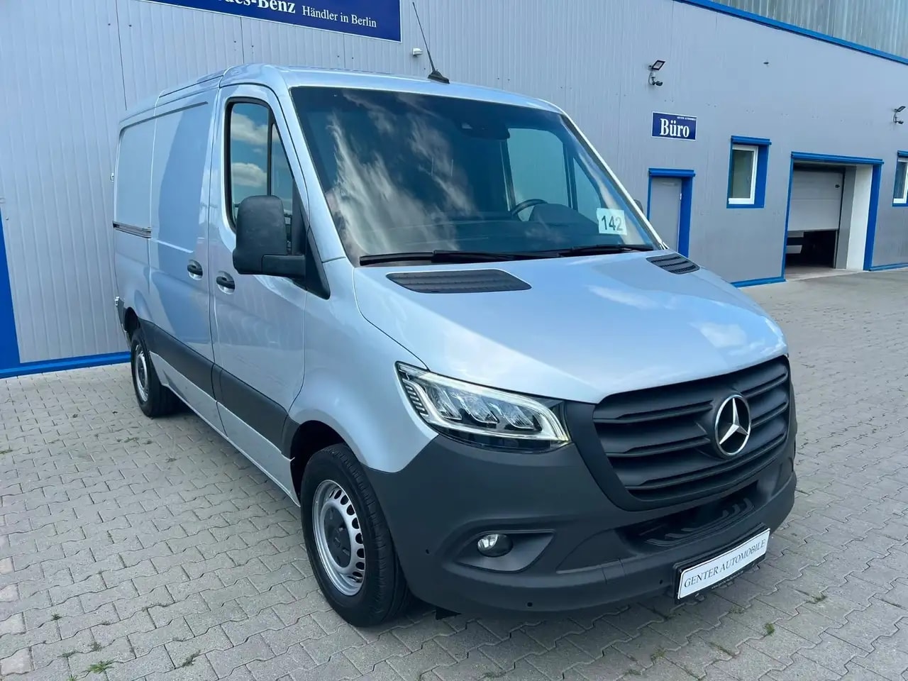 Mercedes-Benz Sprinter 314 AUTOMATIK NAVI TOTWINKEL KAMERA LED 3