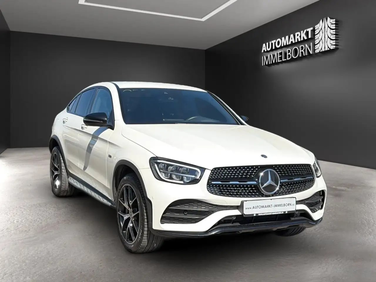 Mercedes-Benz GLC 300 e AMG Coupe 20*HUD*VollLeder*SOH97% 2