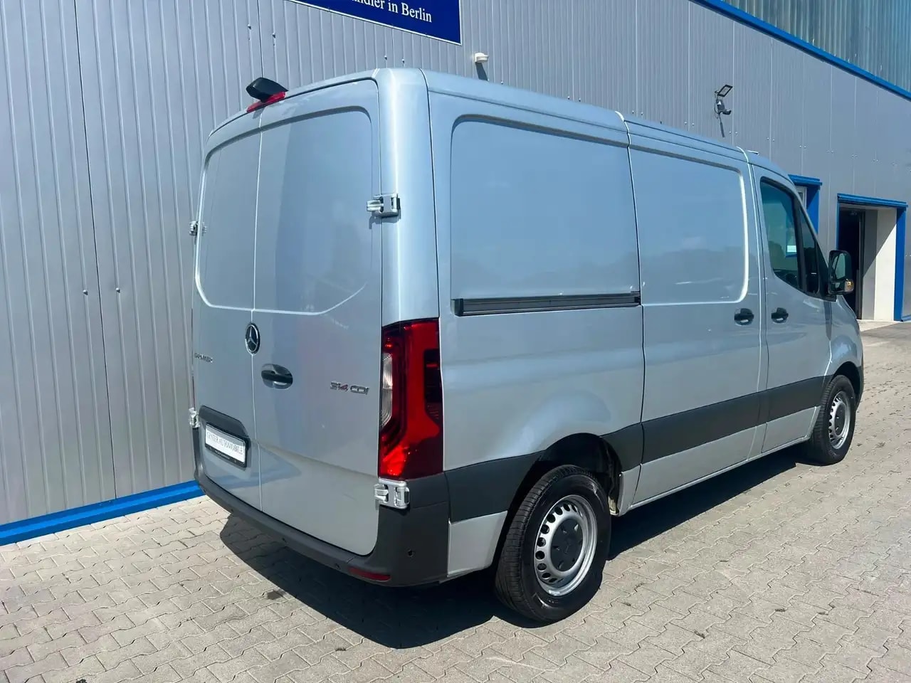 Mercedes-Benz Sprinter 314 AUTOMATIK NAVI TOTWINKEL KAMERA LED 8