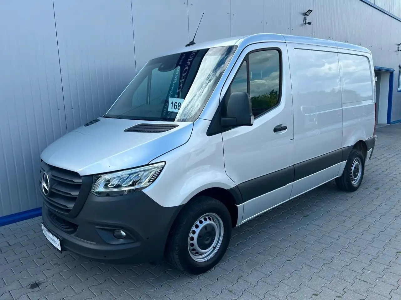 Mercedes-Benz Sprinter 314 AUTOMATIK NAVI TOTWINKEL KAMERA LED