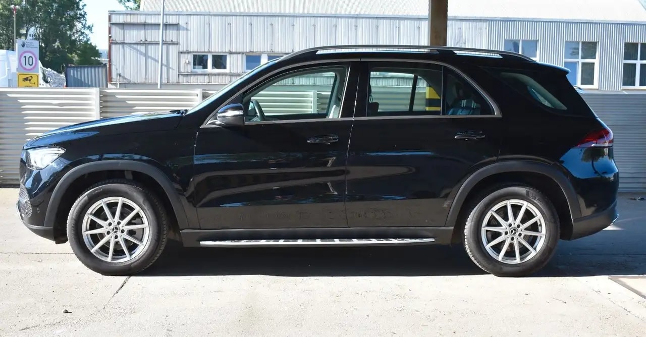 Mercedes-Benz GLE 300 d 4M 9G KAMERA MULTIBEAM LED AHK WEBASTO 5